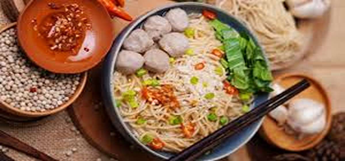 Warung Bakso Solo Roso Joyo 2: Kenikmatan Bakso yang Menggoda di Tengah Cilacap